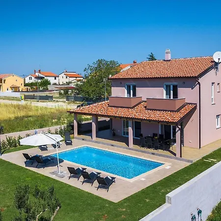 Enjoy Сasa de vacaciones Pula