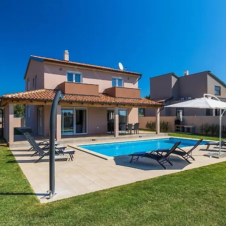 Dom wakacyjny Enjoy Pula