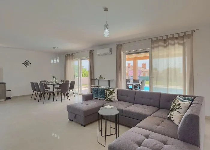 Enjoy Holiday home *