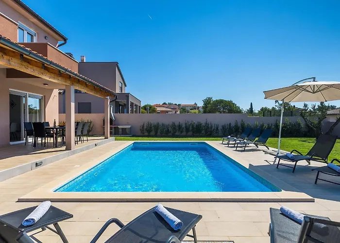 Holiday home Enjoy *