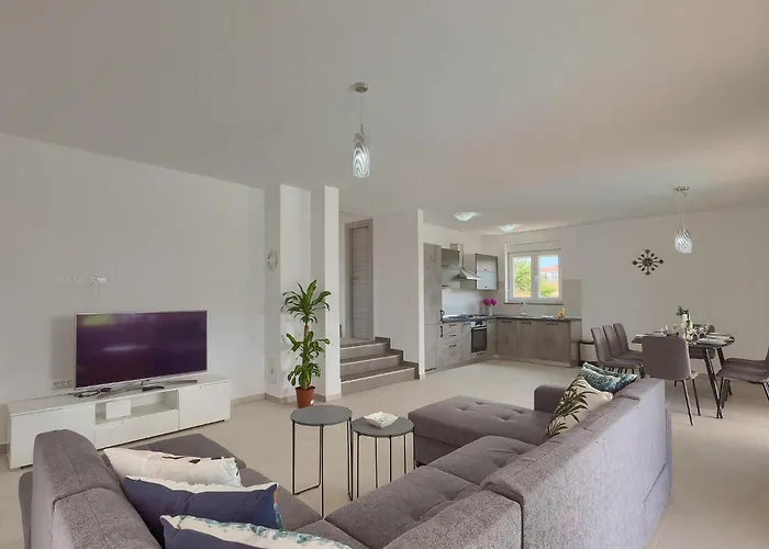 Будинок відпочинку Enjoy